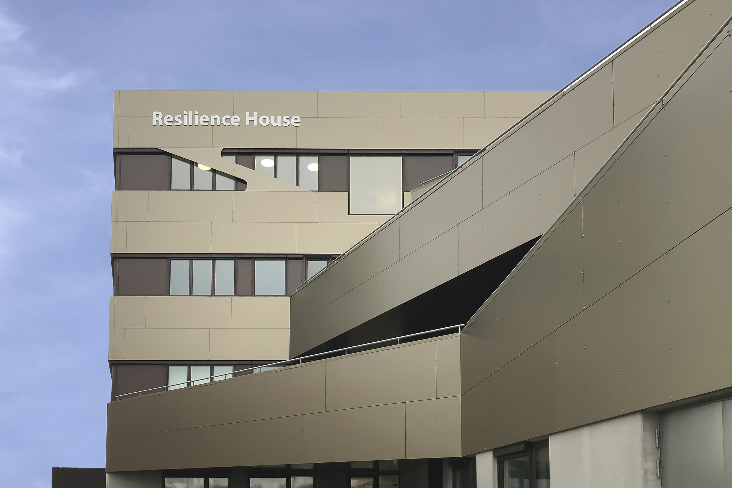 resilience-house-STB-E03