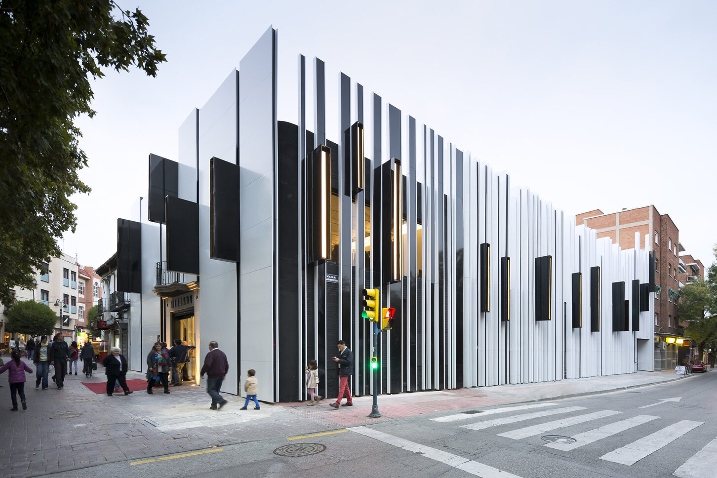 Edificio TGA Barcelona STACBOND