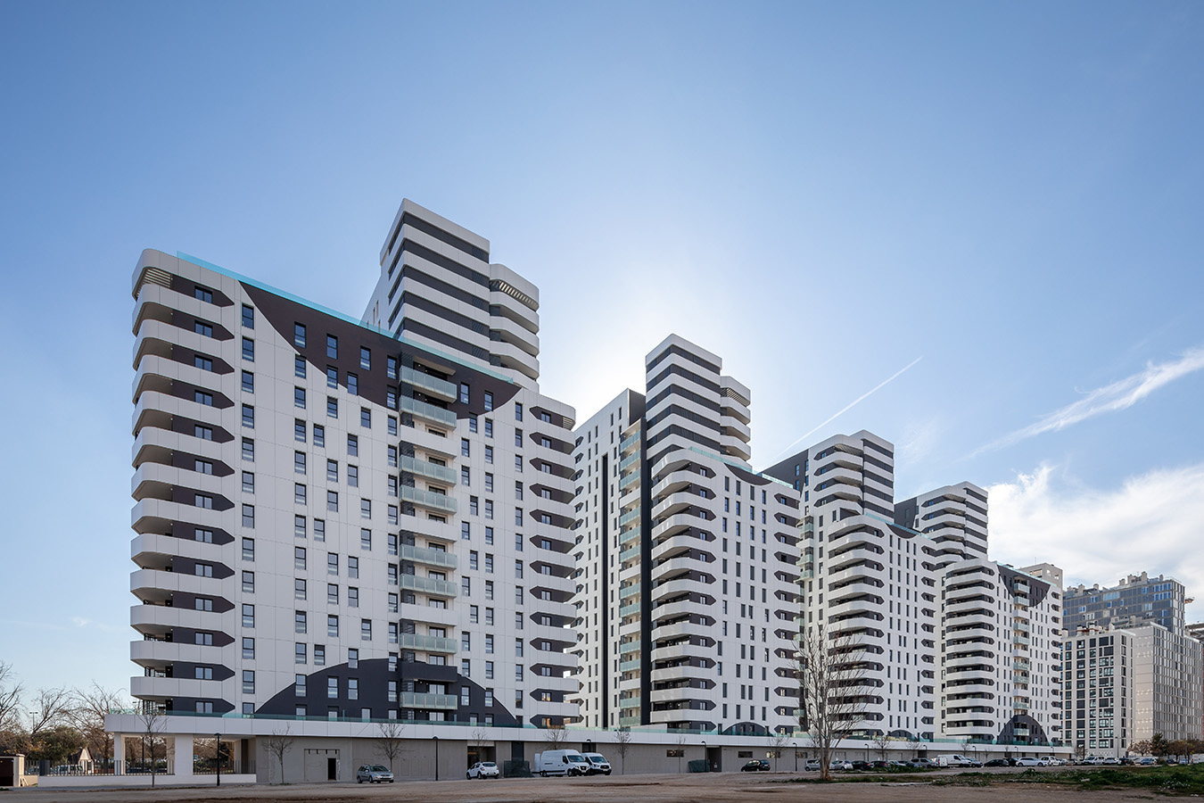 viviendas-stacbond-panel-traffic-white-valencia