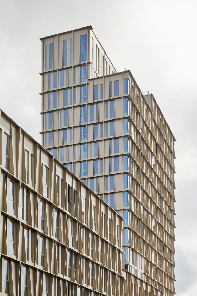 residencia-estudiantes-dinamarca-panel-composite-stacbond