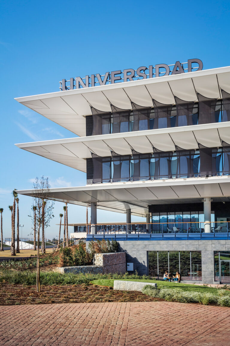 universidad-sevilla-panel-stacbond