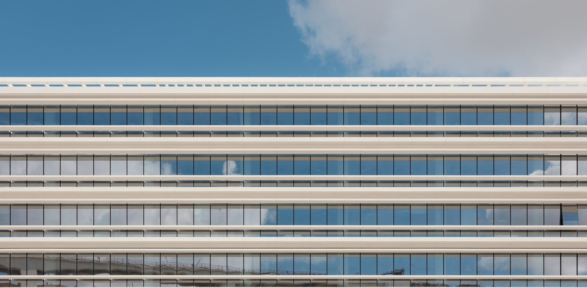 oficinas-portugal-panel-composite-stacbond